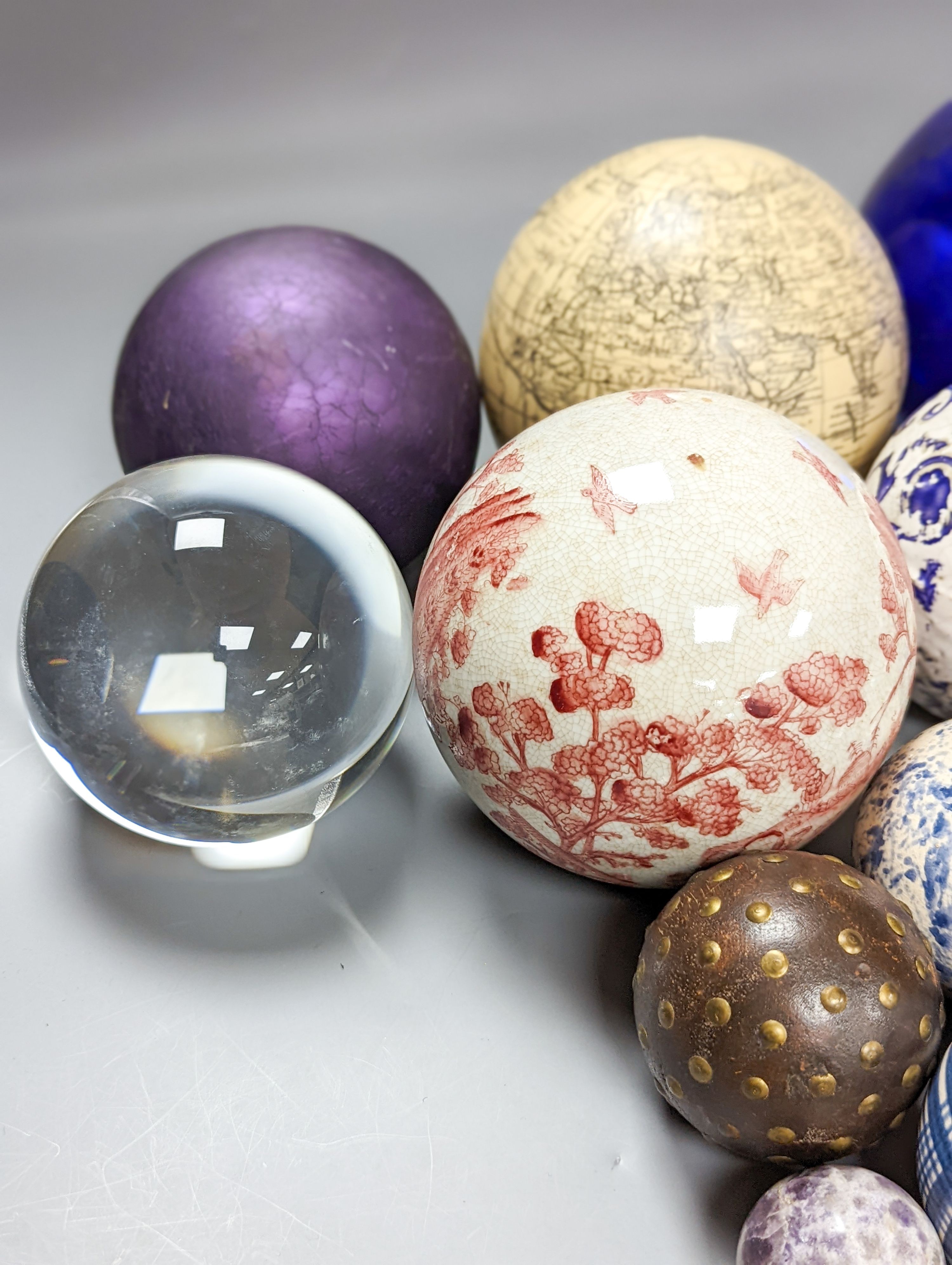 Quantity of mixed baubles, witches ball etc.